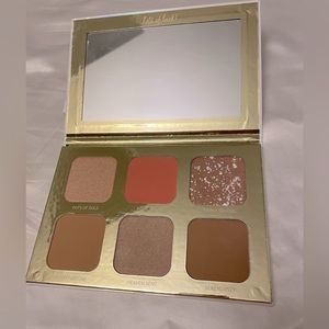 NEW TRUE + LUSCIOUS lucky glow pallet